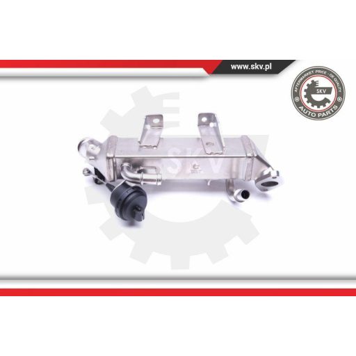 EGR hűtő ; RENAULT Laguna II III Megane III Scenic III Grand Scenic III Master III ; 8200910446