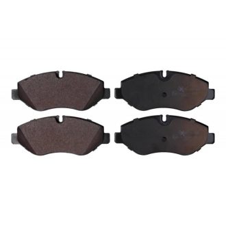 IVECO ELSÕ FÉKBETÉTEK NAPI 06- 124510